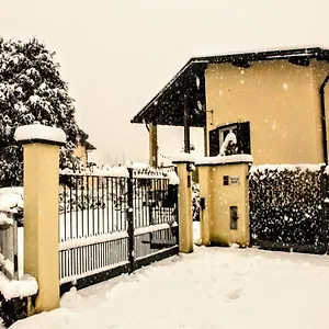 Villa Verde Bed And Breakfast Apartment