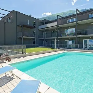 Modern Lake View With Pool Apartment
