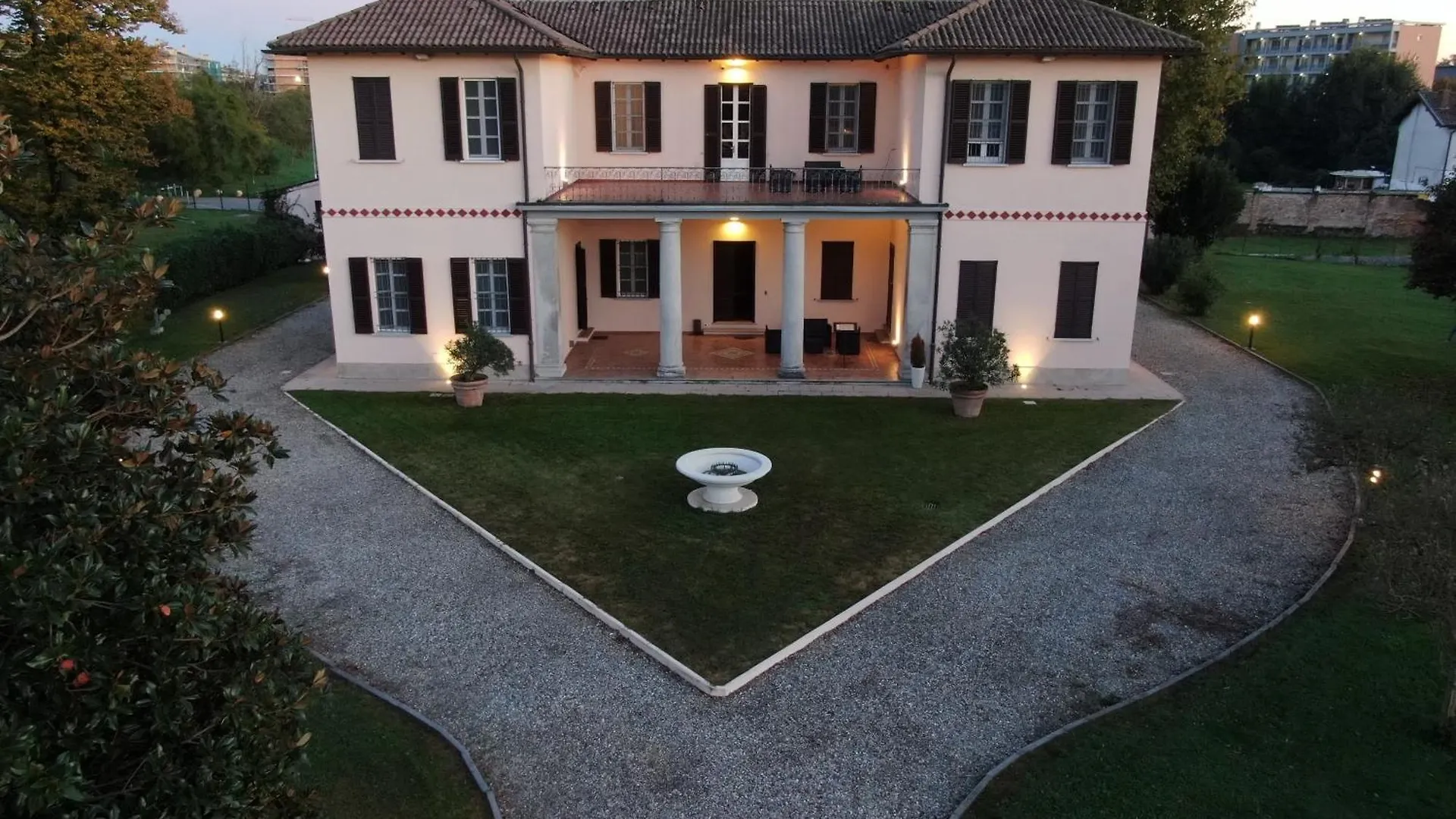 Suites Mansion Rozzano