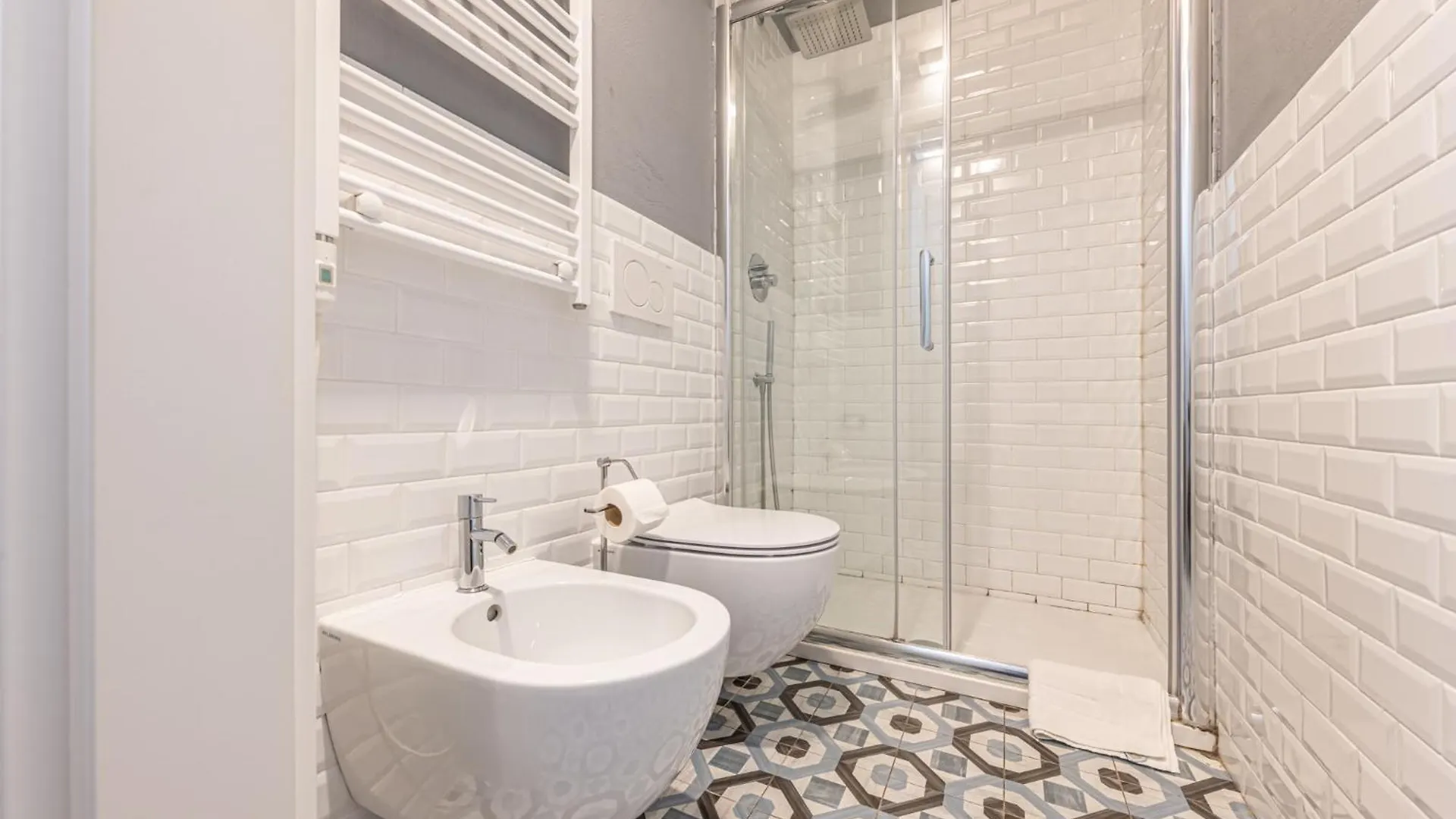 Daire Suites Mansion Rozzano