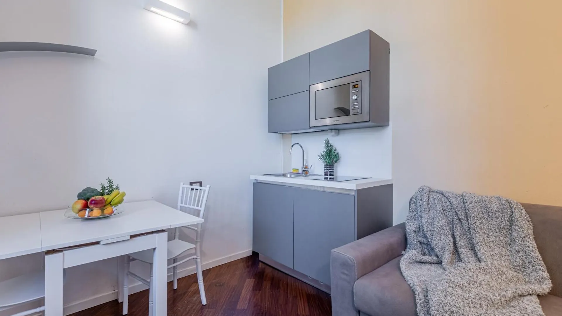 Suites Mansion Rozzano Daire