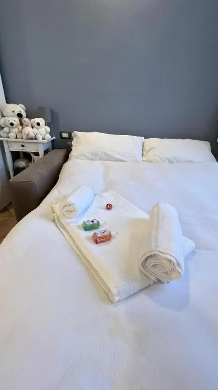 Daire Suites Mansion Rozzano